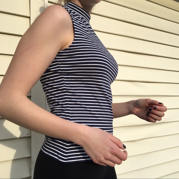 Dressy Mock Neck Tank - Picture 3 of 5